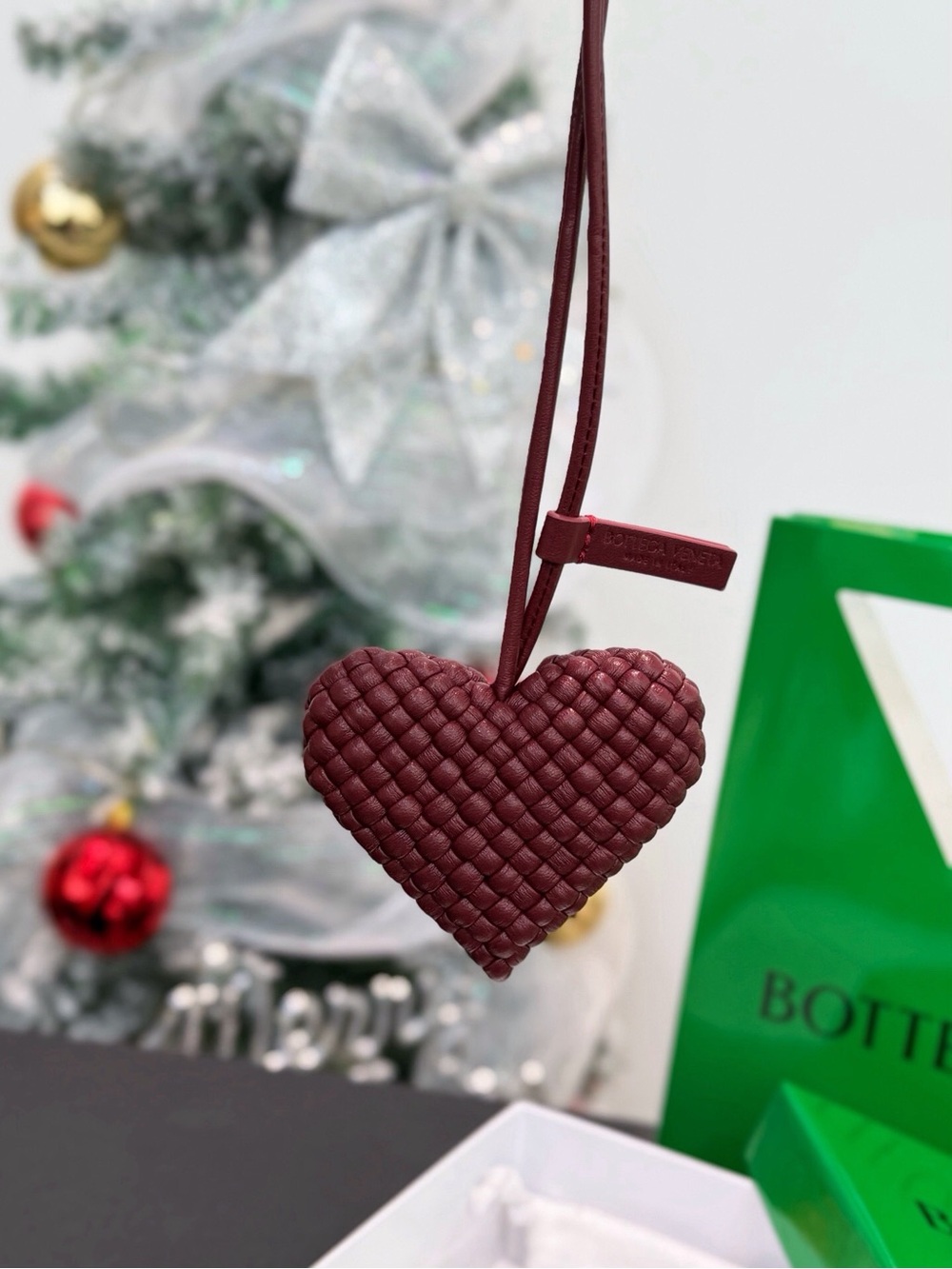 Bottega Veneta Woven Heart Charm in Deep Red - Picture 2 of 6